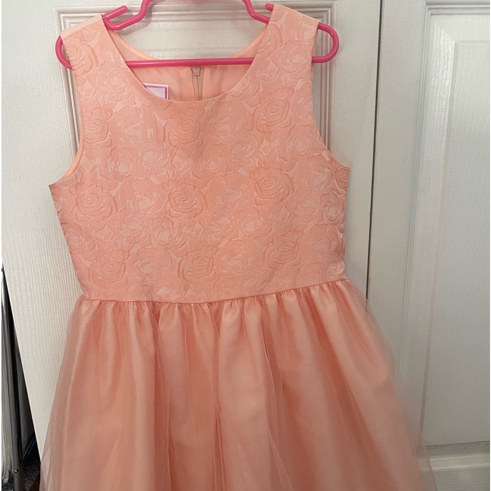 Girls dress size 8